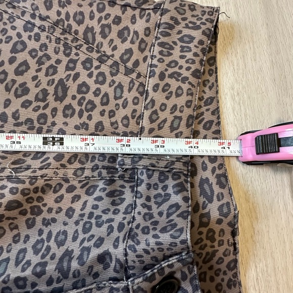 Leopard pants - Picture 8 of 12